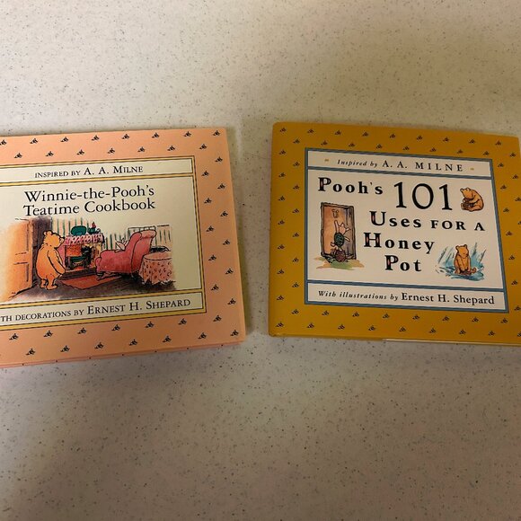 Classic Pooh Collection - Picture 3 of 3